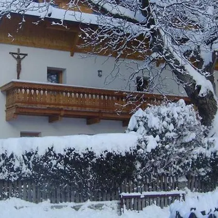 Farm stay Kundlerhof Stilves
